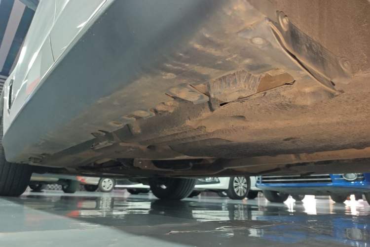 Used BMW X5 2017 xDrive35i Elegant Edition Left Side Sill