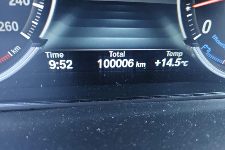 Used BMW X5 2017 xDrive35i Elegant Edition Odometer Close Up