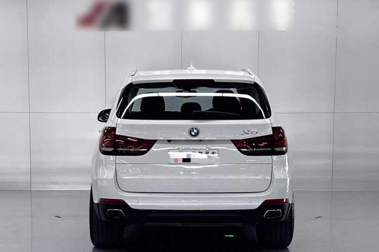 Used BMW X5 2017 xDrive35i Middle East Rear