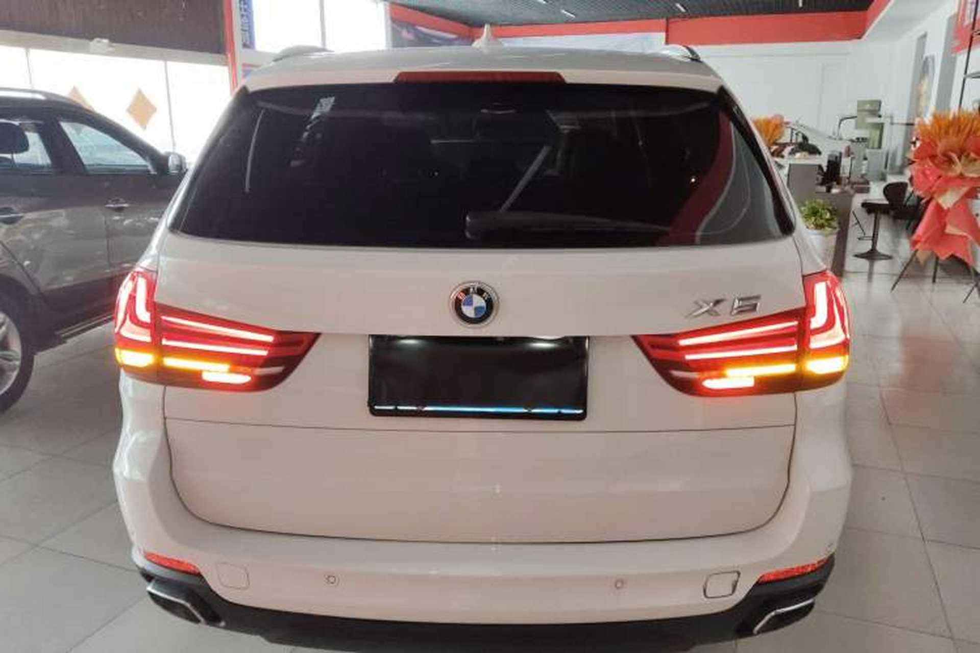 Used BMW X5 2017 xDrive35i parallel import Rear
