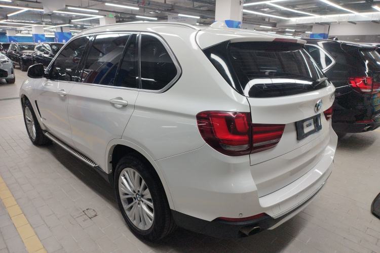 Used BMW X5 2017 xDrive28i Rear Left 45 Deg