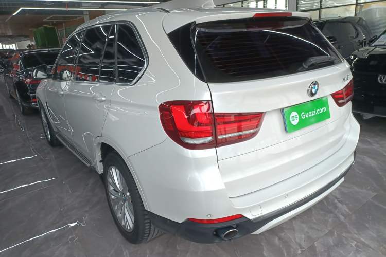 Used BMW X5 2017 xDrive28i Rear Left 45 Deg