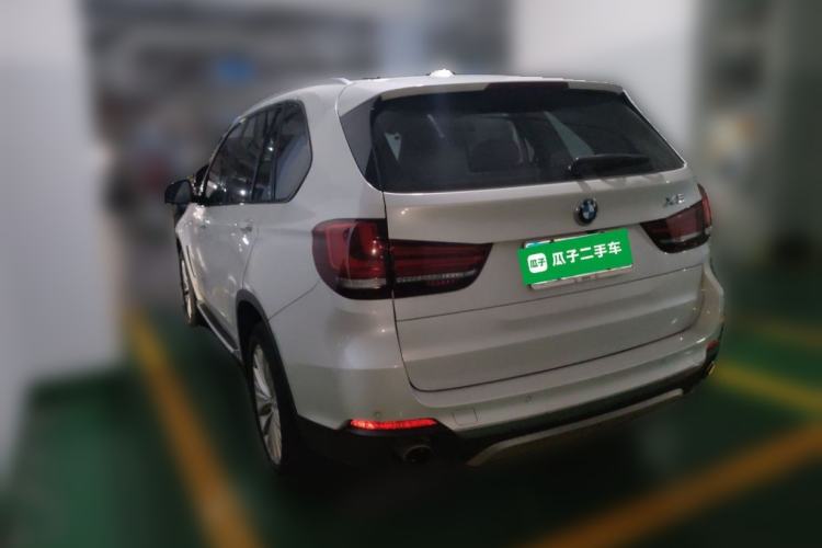 Used BMW X5 2017 xDrive35i Leading Model Rear Left 45 Deg