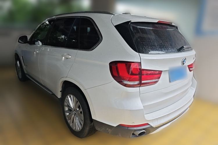 Used BMW X5 2017 xDrive28i Rear Left 45 Deg