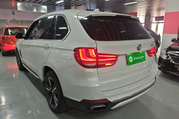 Used BMW X5 2017 xDrive35i Elegant Edition Rear Left 45 Deg