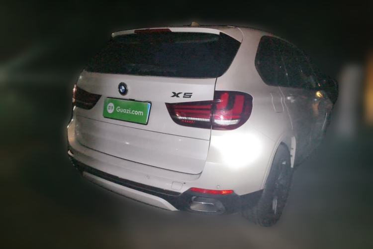 Used BMW X5 2017 xDrive35i Elegant Edition Rear Right 45 Deg