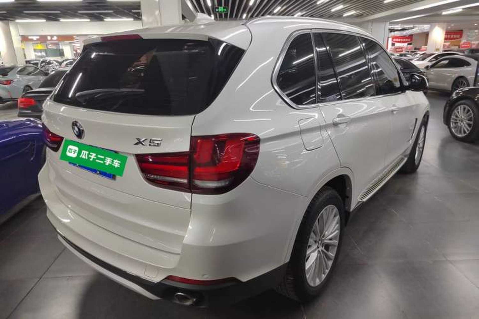 Used BMW X5 2017 xDrive28i Rear Right 45 Deg
