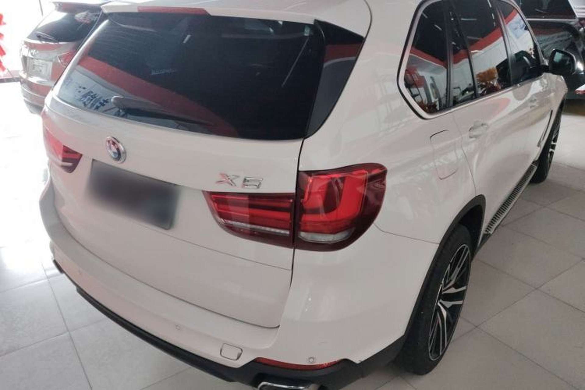 Used BMW X5 2017 xDrive35i parallel import Rear Right 45 Deg