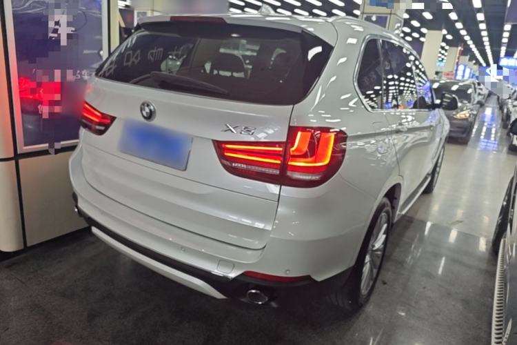 Used BMW X5 2017 xDrive28i Rear Right 45 Deg