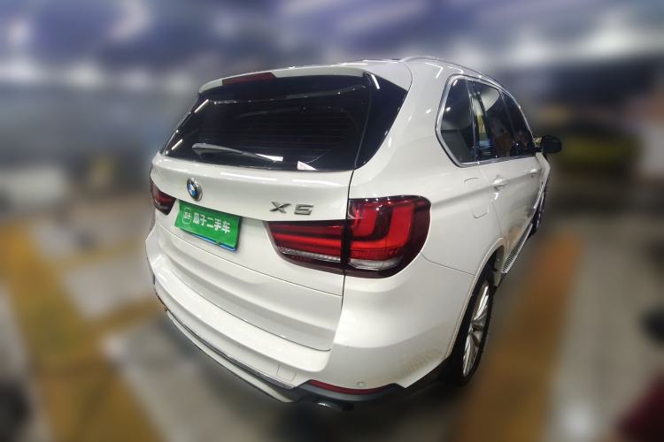 Used BMW X5 2017 xDrive28i Rear Right 45 Deg