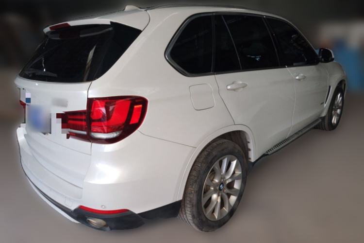 Used BMW X5 2017 xDrive28i Rear Right 45 Deg