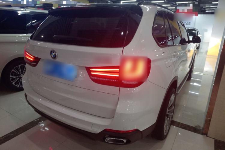 Used BMW X5 2017 xDrive35i parallel import Rear Right 45 Deg