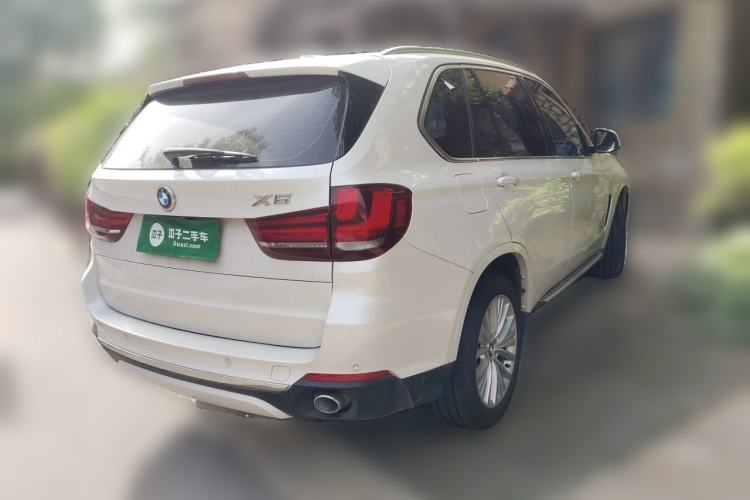 Used BMW X5 2017 xDrive28i Rear Right 45 Deg