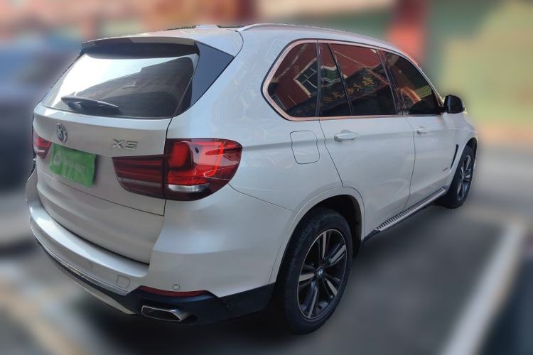 Used BMW X5  Rear Right 45 Deg