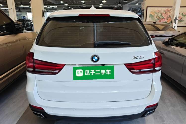 Used BMW X5 2017 xDrive35i Middle East Rear