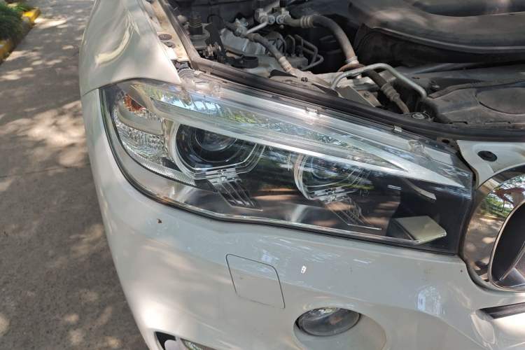 Used BMW X5 2017 xDrive28i Right Front Headlight