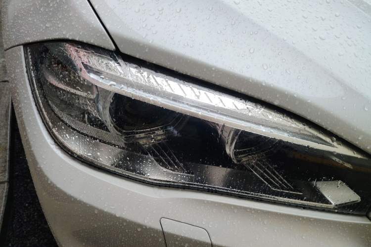 Used BMW X5 2017 xDrive28i Right Front Headlight