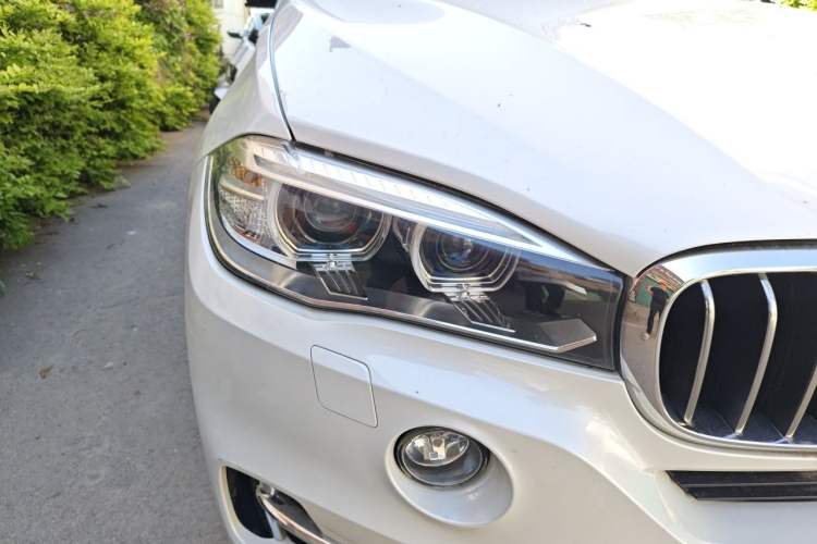 Used BMW X5 2017 xDrive28i Right Front Headlight