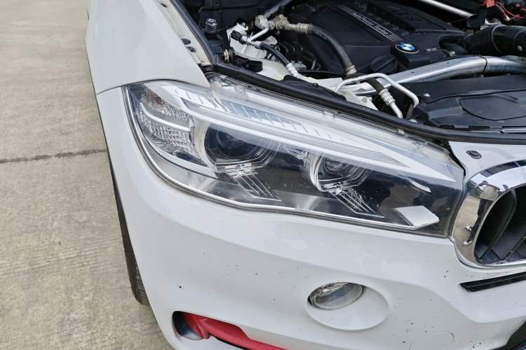 Used BMW X5  Right Front Headlight