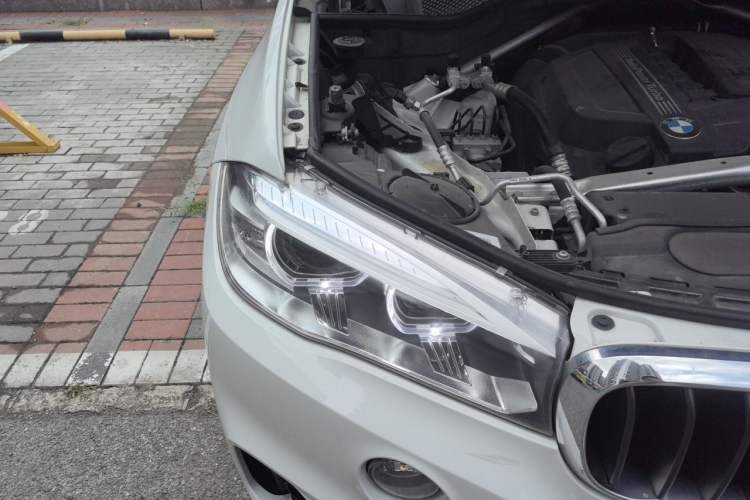 Used BMW X5 2017 xDrive35i Elegant Edition Right Front Headlight