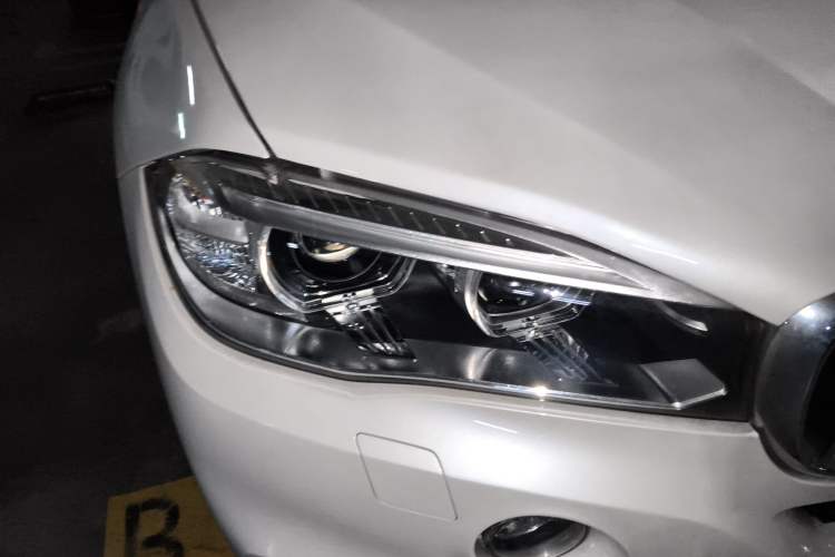 Used BMW X5 2017 xDrive35i Elegant Edition Right Front Headlight