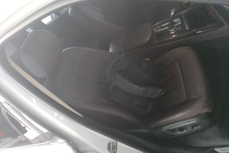 Used BMW X5 2017 xDrive28i Right Front Seat