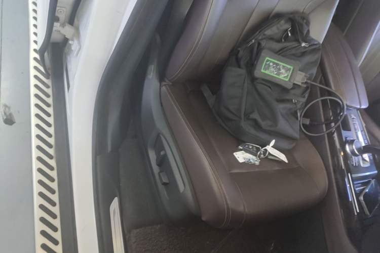 Used BMW X5 2017 xDrive28i Right Front Seat
