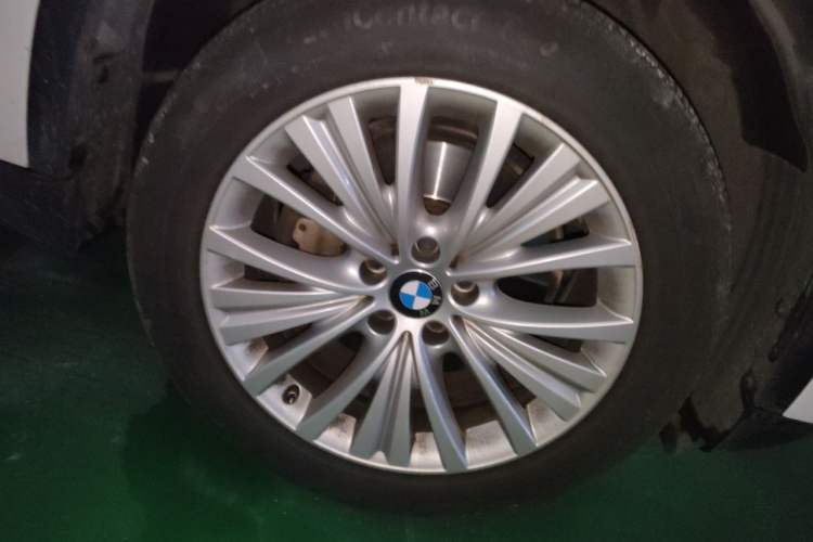 Used BMW X5 2017 xDrive35i Leading Model Right Front Wheel Hub