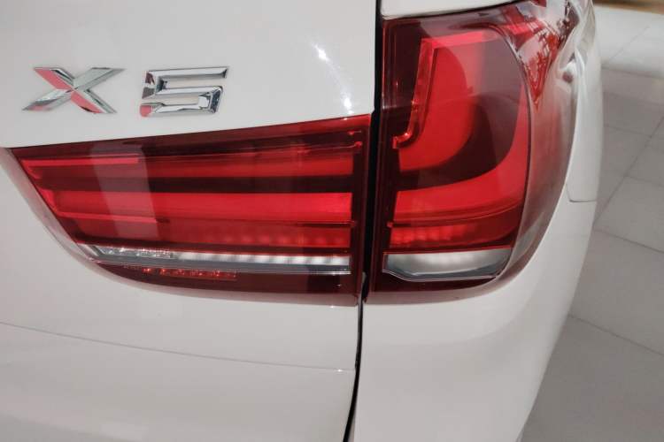 Used BMW X5 2017 xDrive35i parallel import Right Rear Taillight