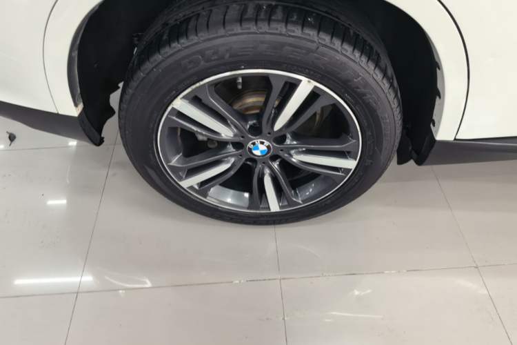 Used BMW X5 2017 xDrive35i Elegant Edition Right Rear Wheel Hub
