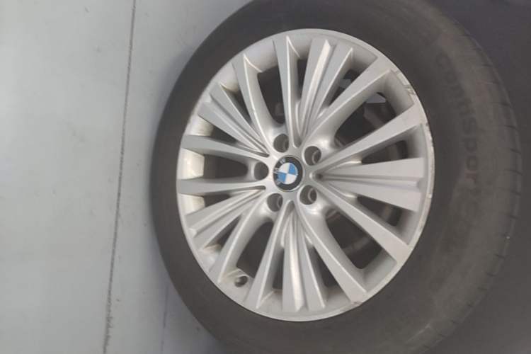Used BMW X5 2017 xDrive28i Right Rear Wheel Hub