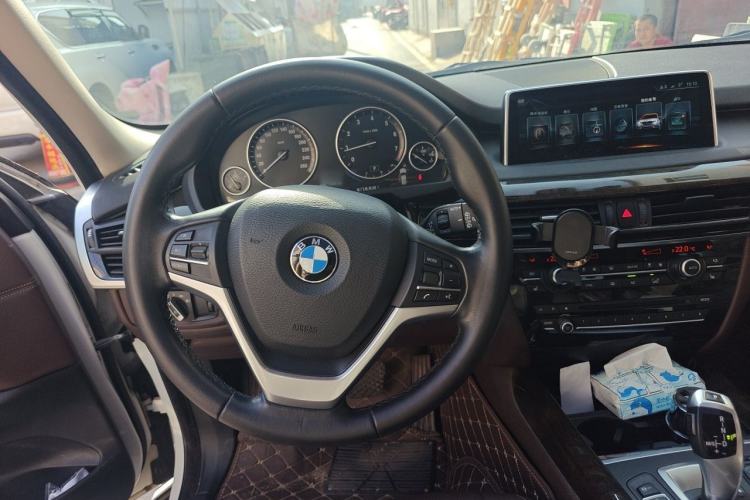 Used BMW X5 2017 xDrive28i Steering Wheel