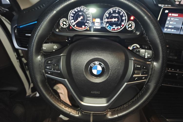 Used BMW X5 2017 xDrive28i Steering Wheel