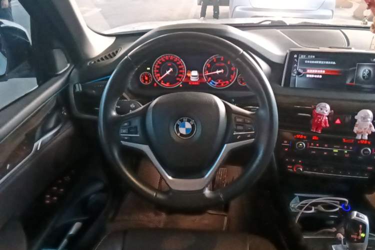 Used BMW X5 2017 xDrive28i Steering Wheel
