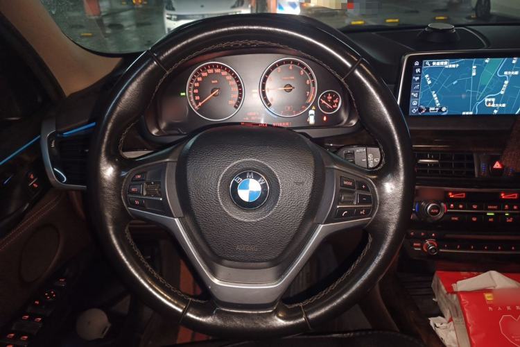 Used BMW X5 2017 xDrive35i Elegant Edition Steering Wheel