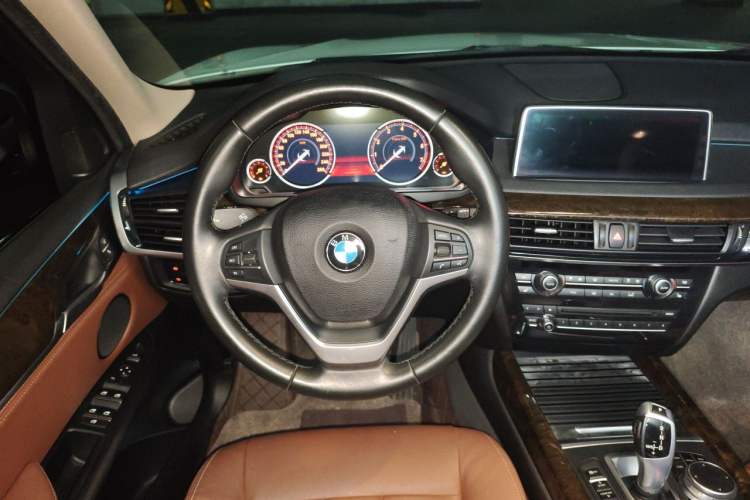 Used BMW X5 2017 xDrive28i Steering Wheel