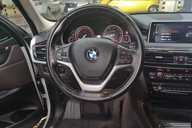 Used BMW X5 2017 xDrive28i Steering Wheel