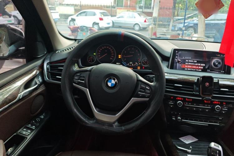 Used BMW X5 2017 xDrive28i Steering Wheel
