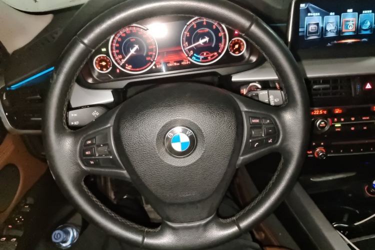 Used BMW X5  Steering Wheel