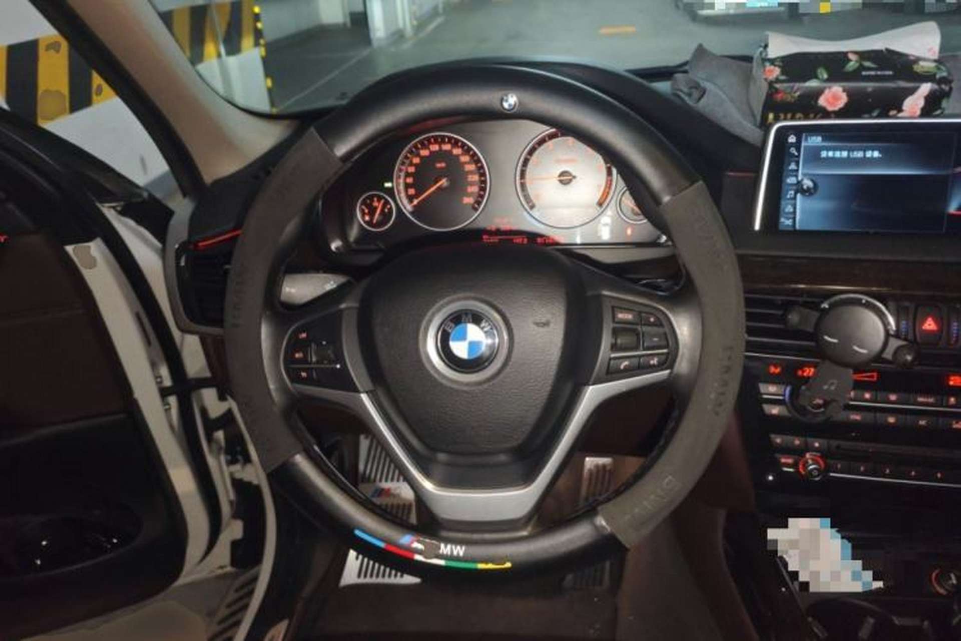Used BMW X5 2017 xDrive35i Elegant Edition Steering Wheel