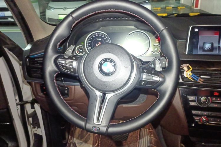 Used BMW X5 2017 xDrive28i Steering Wheel