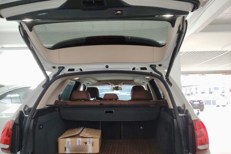 Used BMW X5 2017 xDrive35i 3.0T Automatic with M Sport Package Middle East Trunk