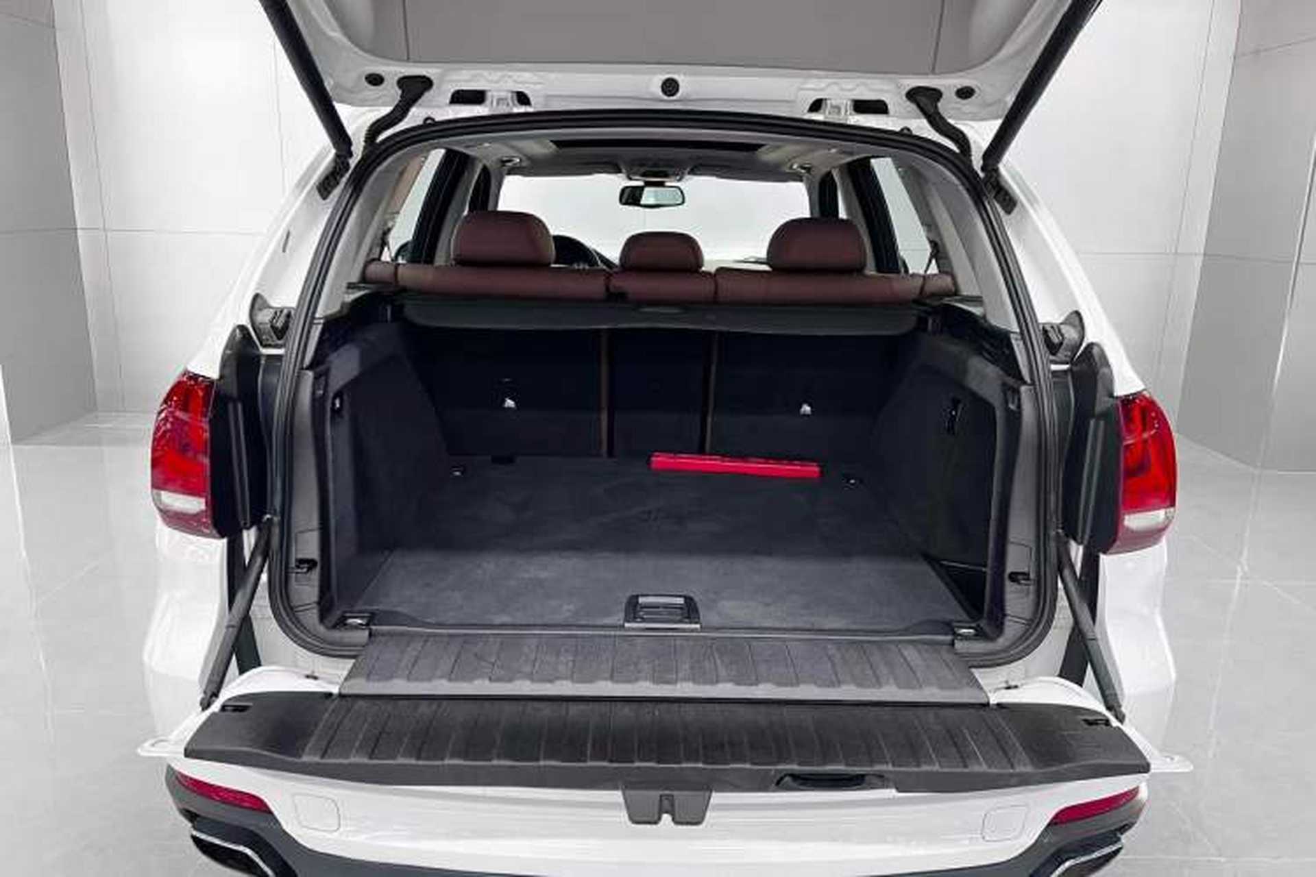 Used BMW X5 2017 xDrive35i Middle East Trunk