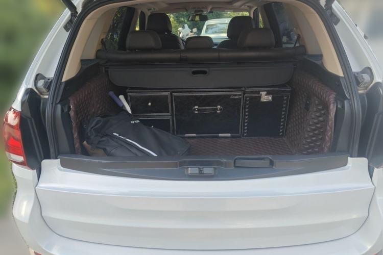 Used BMW X5 2017 xDrive35i Elegant Edition Trunk
