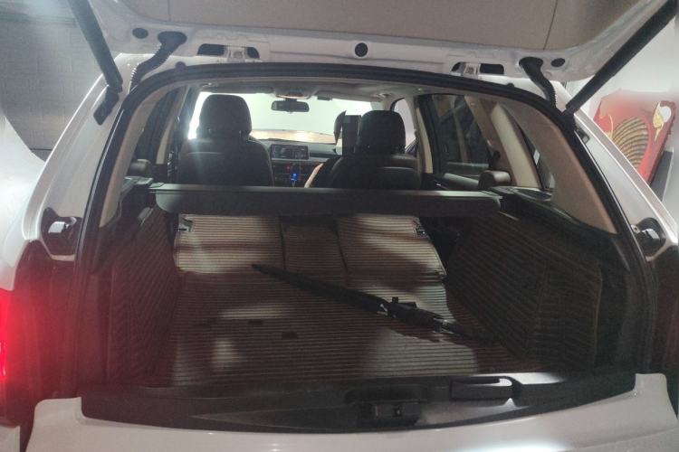 Used BMW X5 2017 xDrive35i Elegant Edition Trunk