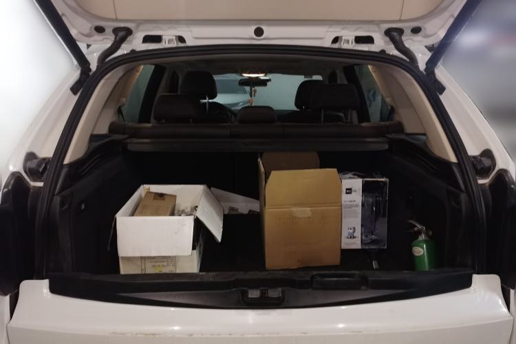 Used BMW X5 2017 xDrive28i Trunk