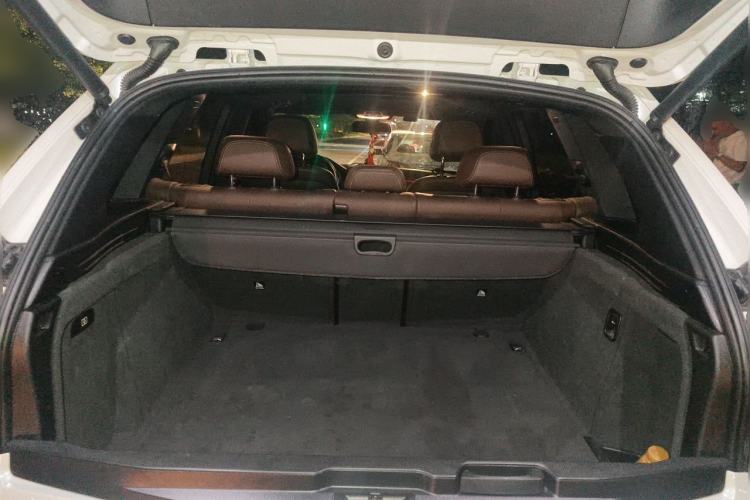 Used BMW X5 2017 xDrive35i M Sport Edition Trunk