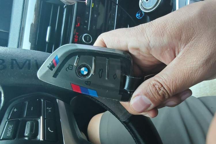 Used BMW X5 2017 xDrive35i Elegant Edition Vehicle Key