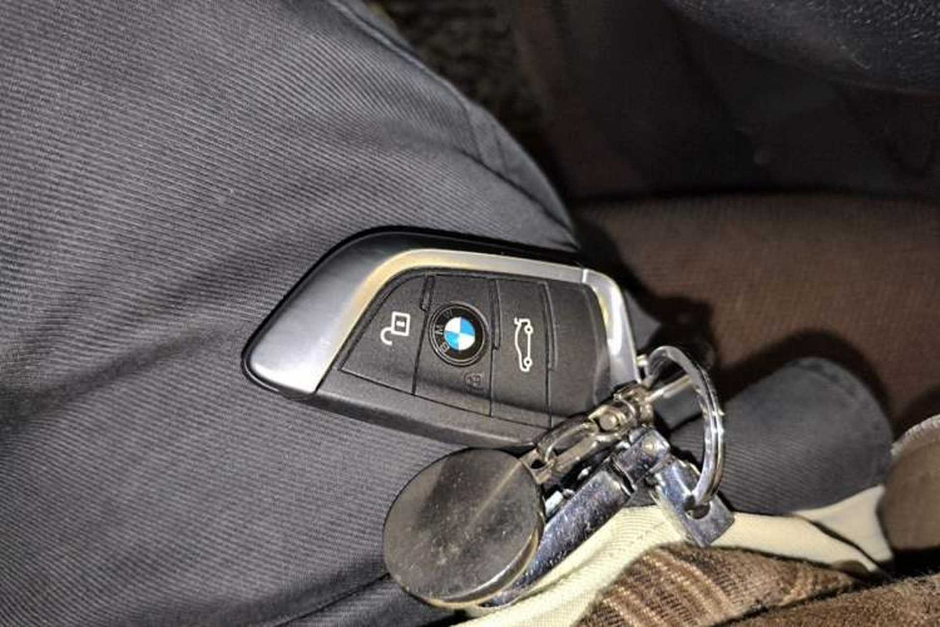 Used BMW X5 2017 xDrive35i Elegant Edition Vehicle Key