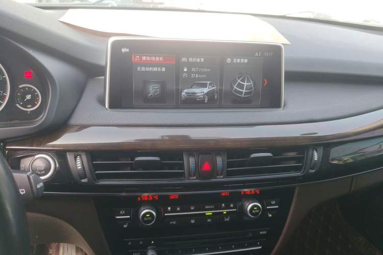 Used BMW X5 2018 xDrive28i Audio And AC Panel